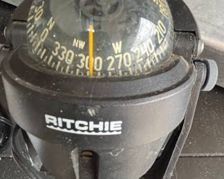 Ritchie Explorer B-51 Bracket Mount Marine Compass