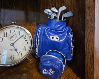 Westclox Big Ben Alarm Clock with Playtronix "Chip the Hacker's Heckler" Singing Golf Bag