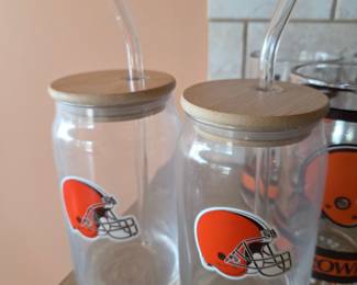 Cleveland Browns Glass Tumblers with Bamboo Lids and Straws (Set of 2)
