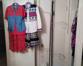 Floor to Ceiling Towel Rack