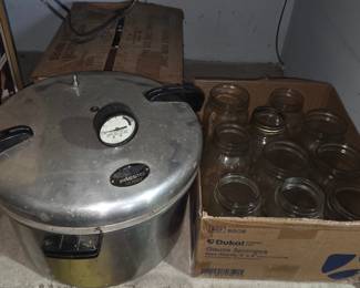 Presto 16 Qt Aluminum Pressure Canner with Wide Mouth Jars