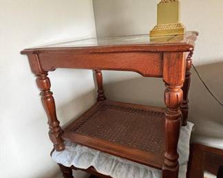 Coffee table with 3 end tables