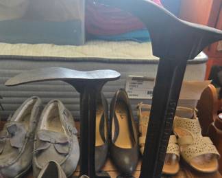 Vintage Cobbler's Shoe Lasts and Assorted Women's Shoes