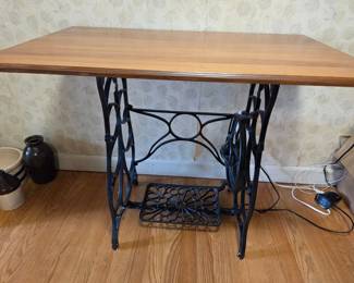 Antique Singer Treadle Sewing Machine Table