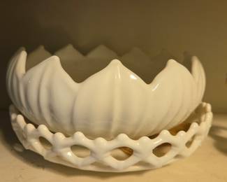 White Ceramic Lotus Flower Bowl with Lattice Base