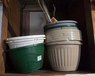 Assorted Plastic Plant Pots