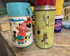 Vintage Aladdin Walt Disney World & Looney Tunes Thermos