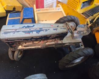 Vintage Hubley "Kiddie Toy" Tractor