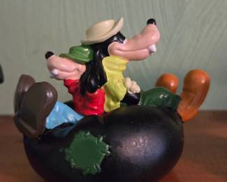 Disney Goofy and Chip 'n Dale Burger King Kids Meal Toy