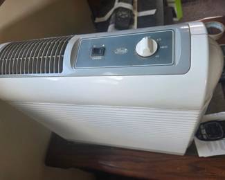 Hunter 30075 Air Purifier with Ionizer