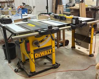 Dewalt table saw with router table attachment