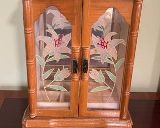 Small Vintage Table Jewelry Box w/Etched Floral Design
