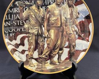 Decorative Friends of the Vietnam Veterans Memorial Limited Edition Plate