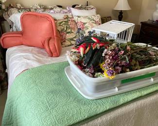 Queen Bed w/Headboard, Frame & Mattress
