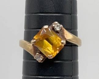 10K Yellow Gold Ring With 3 Gemstones
