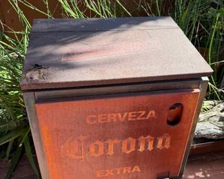 vintage-style Corona Extra branded metal ice chest cooler