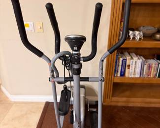 Sunny Health & Fitness Elliptical Machine