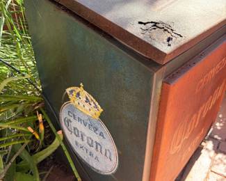 vintage-style Corona Extra branded metal ice chest cooler