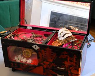Jewelry case