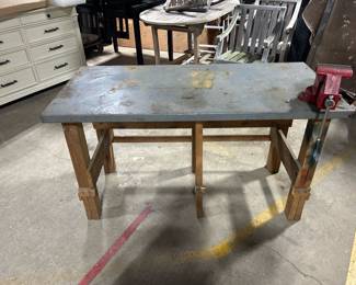 Metal top workbench with vice
