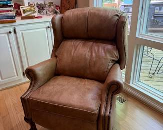 Hancock & Moore tan leather recliner in great condition 