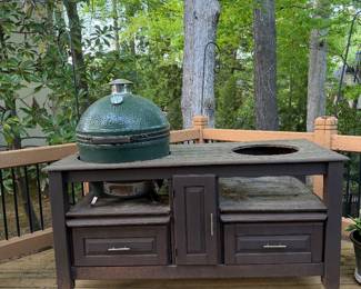 XXL Big Green Egg & stand 