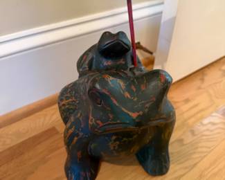Frederick Cooper frog decor 