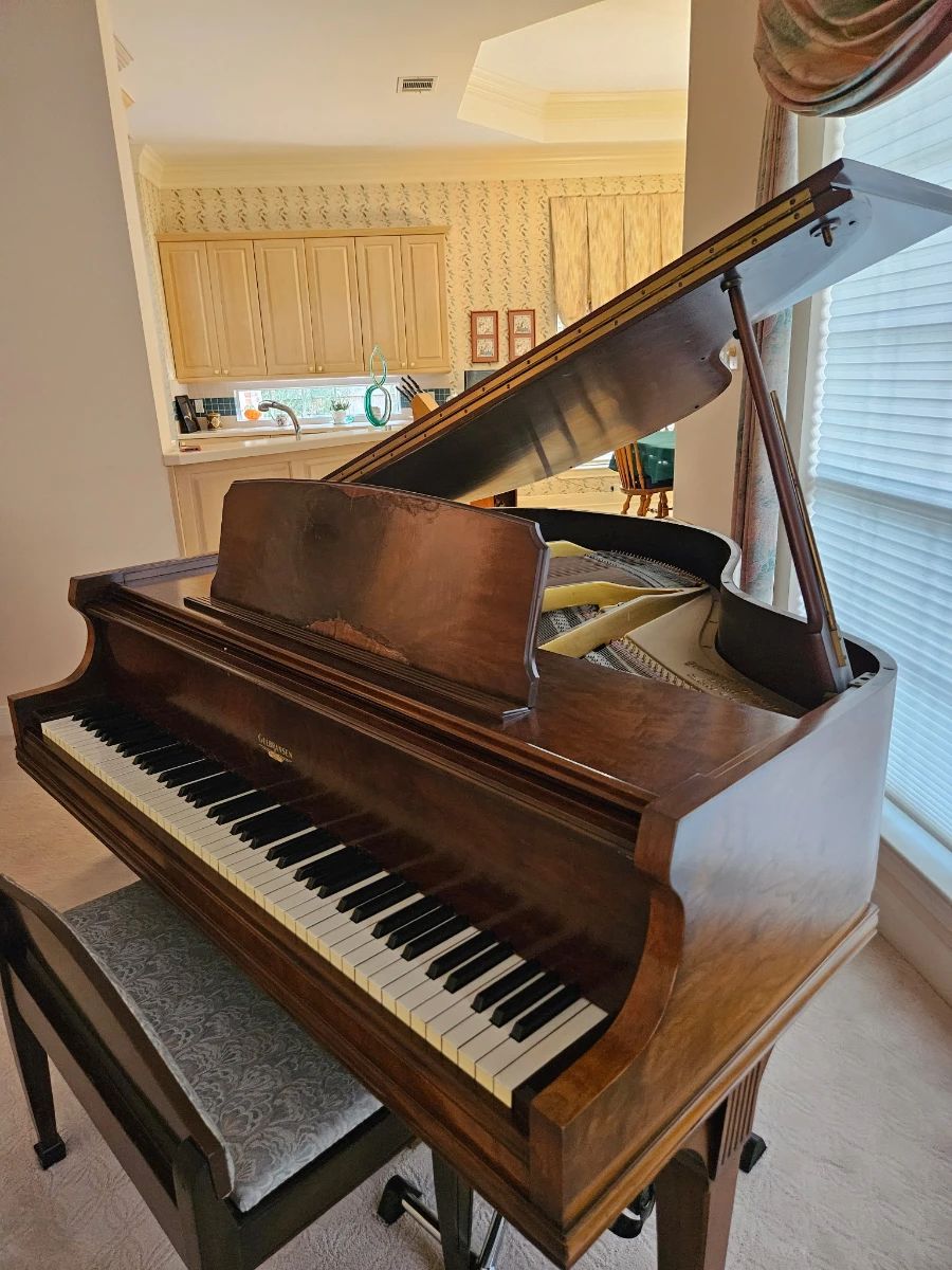 1935 to 1940 Gulbransen baby grand piano