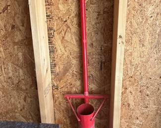 Red Metal Bulb Planter