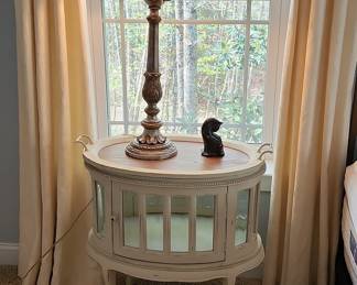 Oval Mirrored Drinks Cabinet / Side Table