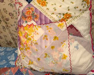 Hanky Down Filled Pillow