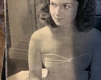 Life Magazine November 14th 1938 Debutante Brenda Diana Duff Frazier