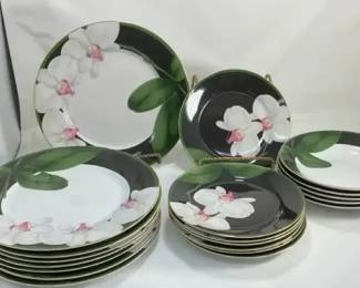 Fairfield White Orchard Large Plates, Small Plates, Bowls