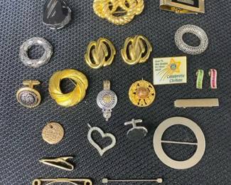 Brooches Cufflinks And Pendants