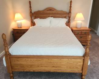 Oak Cochrane Queen Bef