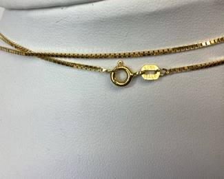 14k GOLD BOX LINK NECKLACE 4.60 grams