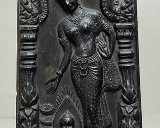 KAMPHAENG SOK BUDDHA PLAQUE WITH WOOD BACKING STAND