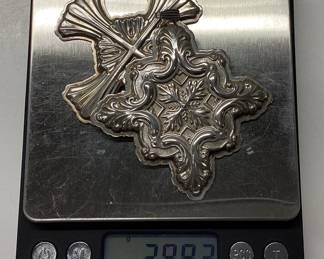 2) REED AND BARTON STERLING CHRISTMAS CROSSES Ltd. Edition Sterling Silver 1992, 1993. Total weight 29.83