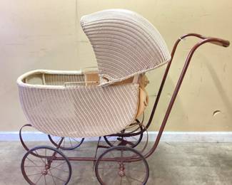 ANTIQUE VICTORIAN WICKER BABY CARRIAGE