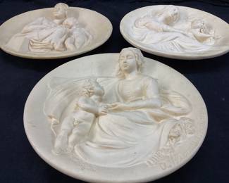 (3) DANTE DI VOLTERADICI ALABASTER MADONNA BEATA PLATES, SIGNED BY ARTIST A. SANTANGELA