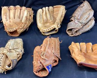 (6) VTG. BASEBALL GLOVES, WILSON AUTOGRAPH MODELS, SPALDING ADVISORY STAFF, TED WILLIAMS