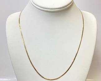 14k GOLD HERRINGBONE NECKLACE 2.62 grams