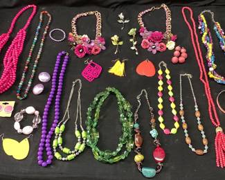 ASSORTED COSTUME JEWELRY, BETSEY JOHNSON, CHARMING CHARLIE