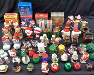 ASSORTED VTG. HOLIDAY SALT & PEPPER SHAKER SETS, HAPPY BEAR DUO, SANTA CLAUS & MRS. CLAUS, SNOWMEN, NAPCO, HOMCO TEDDY BEARS NO SHIPPING PICKUP ONLY