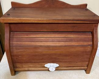 Vintage wood breadbox