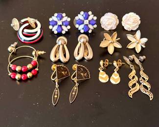 Costume jewelry earrings