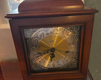 Howard Miller mantle clock