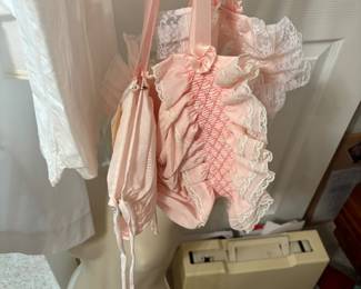 New smocked baby bonnets