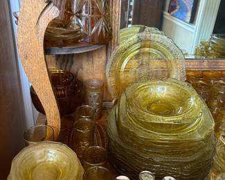 Amber glassware