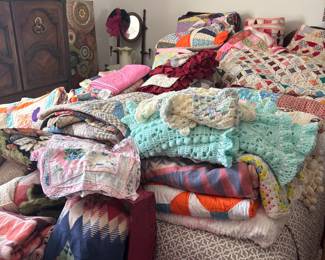 Vintage quilts galore